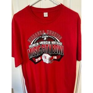 Nebraska Huskies 2016 Music City Bowl TShirt size Large